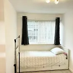 Entire 2 Bed Cosy Apartment Manchester City Centre