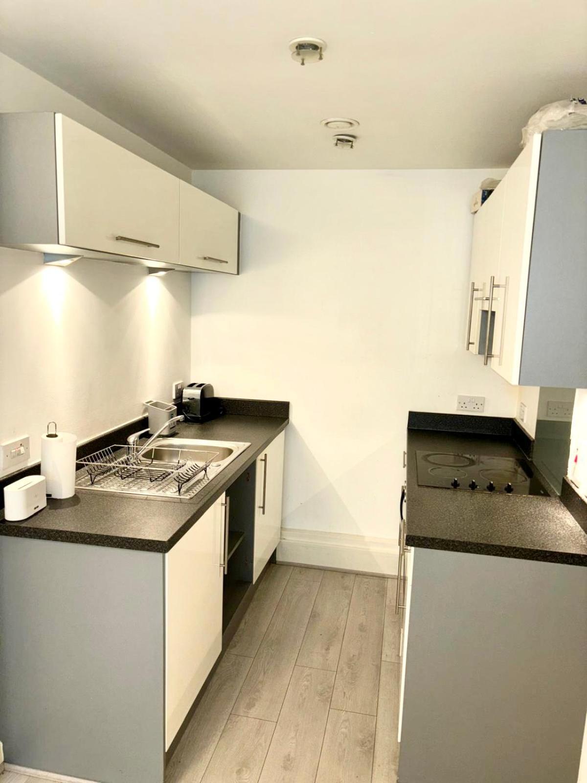 Entire 2 Bed Cosy City Centre *